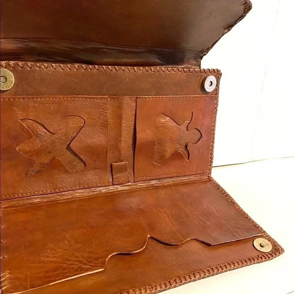 Handmade unisex crocodile clutch  wristlet bag - Picture 8 of 12